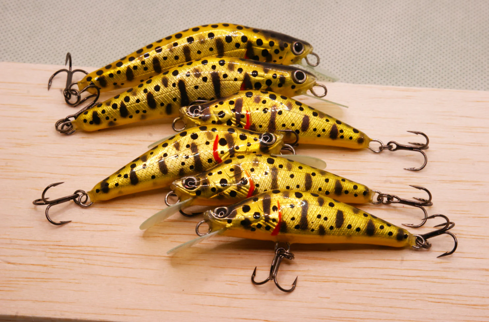 PAN Handmade Lures 72mm 8g Sinking -Gold Trout – Trophy Trout Lures and Fly  Fishing